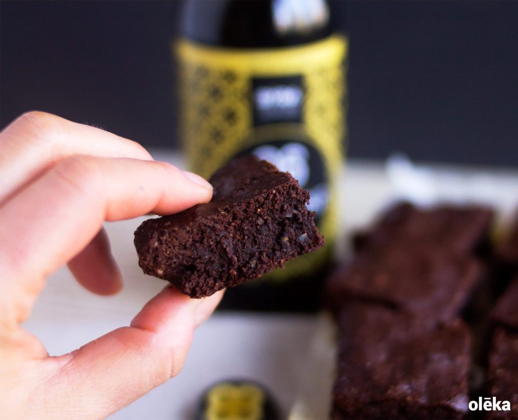 Brownie de cerveza, cacao y café oleka